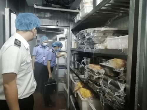 蓬江區(qū)多措并舉強(qiáng)化食品安全監(jiān)管，筑牢“舌尖上的安全”防線